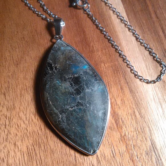 Malagasy Labradorite Stainless Steel Pendant Necklace - Picture 1 of 15